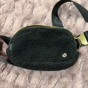 Lululemon Black Fleece Belt Bag